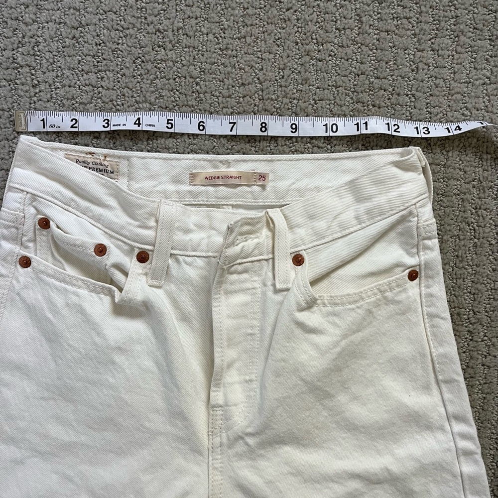 Classic White Women's Jeans - Picture 6 of 8
